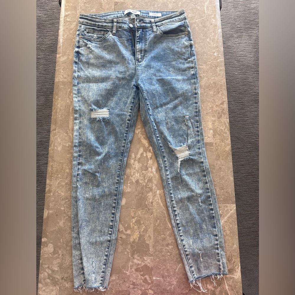 Judy Blue Light Blue Distressed Skinny Jeans